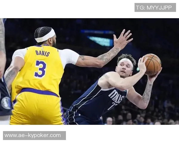 东契奇与浓眉赛后亲密互动揭示惊天交易背后的真相与友谊