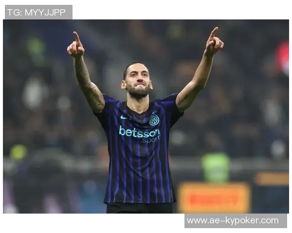 加拉塔萨雷内部人士澄清未与恰尔汗奥卢接触的消息