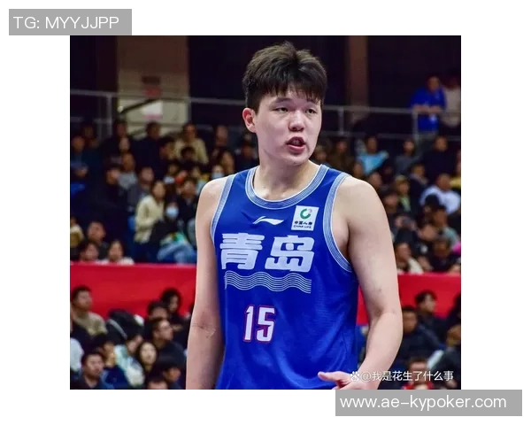 苏群分析曾凡博与杨瀚森的训练环境差异及其对成长的影响