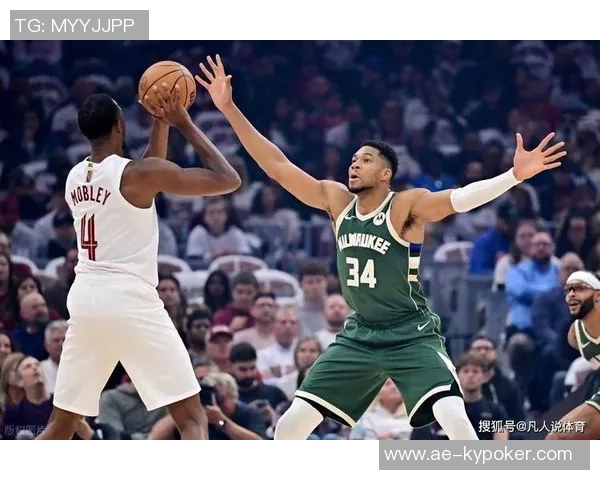 雄鹿队如何才能留住字母哥或许只能再次全力以赴押注未来选秀权