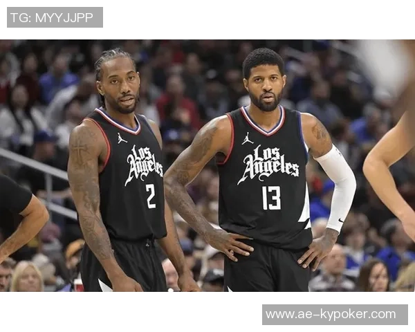 快船自与保罗分手后表现回暖战绩8胜6负净效率排名第六